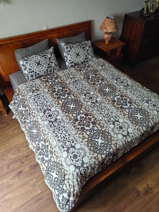 легло King Size от тиково дърво 160x200