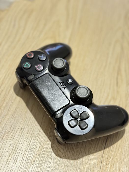 PS4 slim 500gb vzlom qilingan