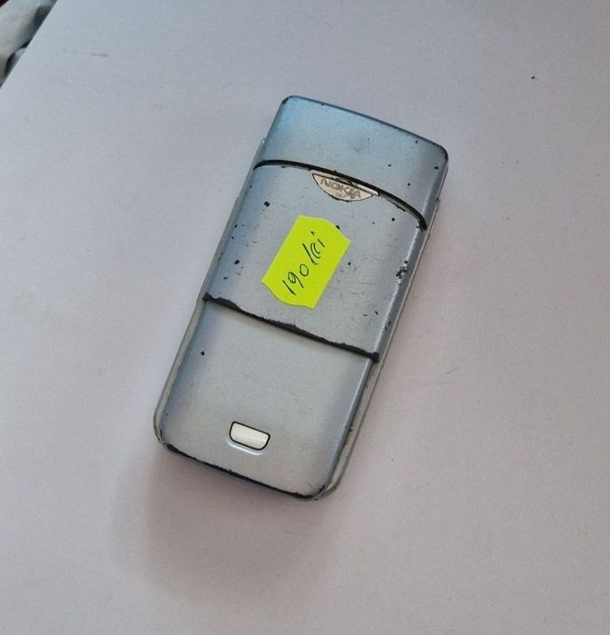 Telefon Nokia cu butoane perfect funcțional