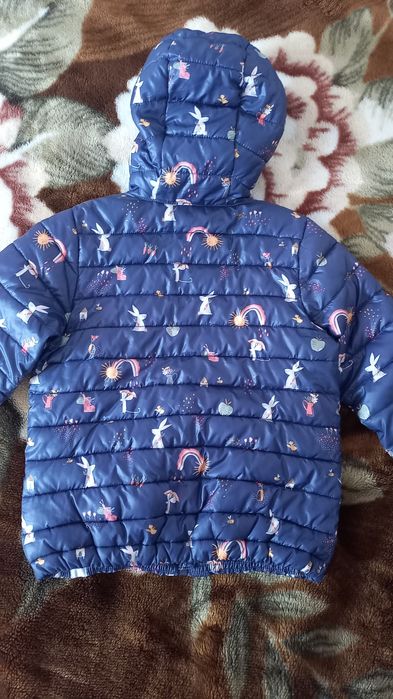Куртки для девочек..