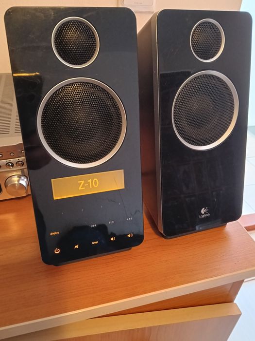 Boxe Logitech Z10