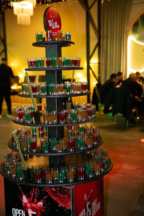Open bar & tort shoturi