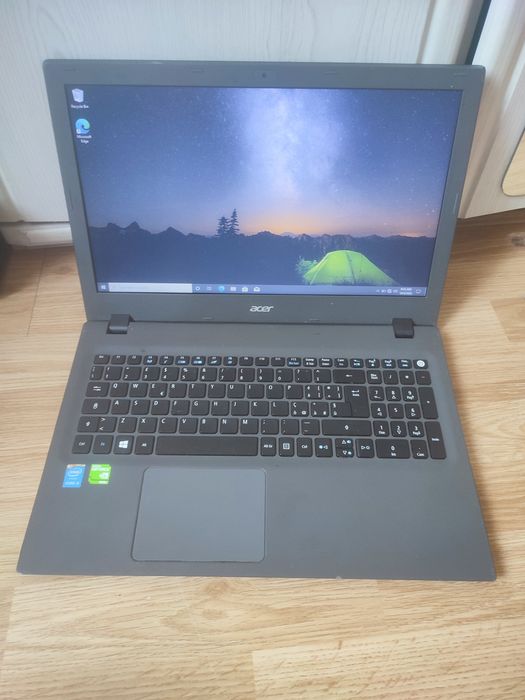 Laptop Acer Aspire E5-573 - i5-5200u/ 6gb RAM/ 128 SSD/ Baterie 3h