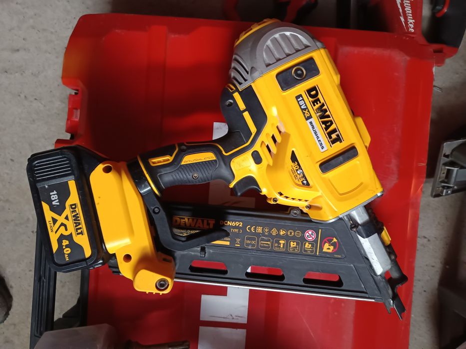 Dewalt 18 v pistol de bătut împușcat cuie