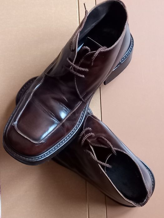 Ghete din piele lăcuita -fabricați Italia