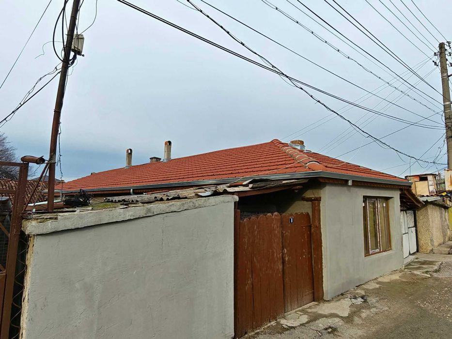 Продава се Къща в Силистра, Център - 233 кв.м за 241 €/кв.м - Снимка #1