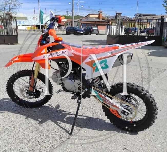 Четиритактов кросов мотор 125 кубика. Кросак 125cc. Нов