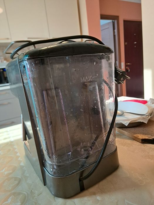 Vând espressor manual QUIGG GT-EM-01, 1100 W