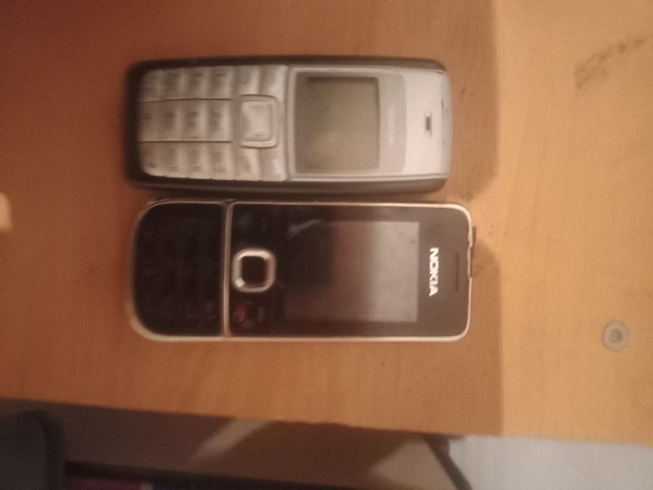 Продам телефоны Нокиа оппо