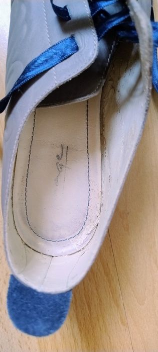 Pantofi piele cu șiret de mătase