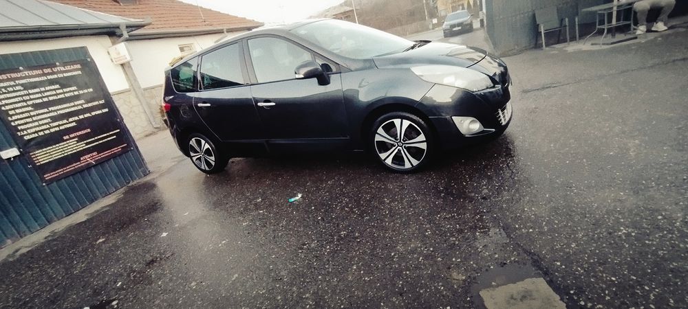 Renault Grand Scenic 7 locuri