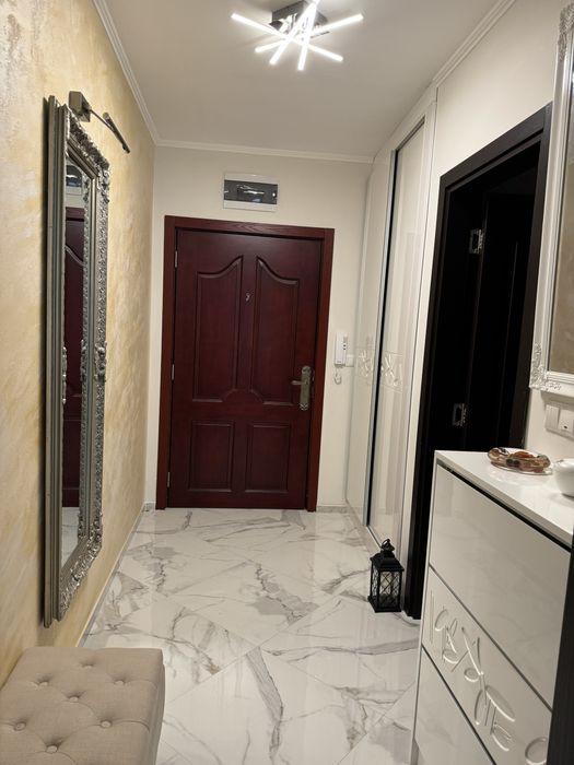 Дава се под наем Двустаен апартамент в Варна, м-т Евксиноград - 70 кв.м за 750 € - Снимка #3