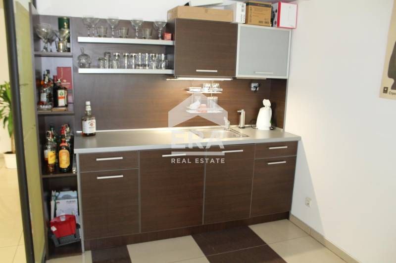 Продава се Склад в Варна, Изгрев - 126 кв.м за 1508 €/кв.м - Снимка #2