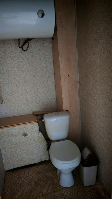 Продам двух комнатную квартиру