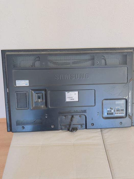 Телевизор Samsung