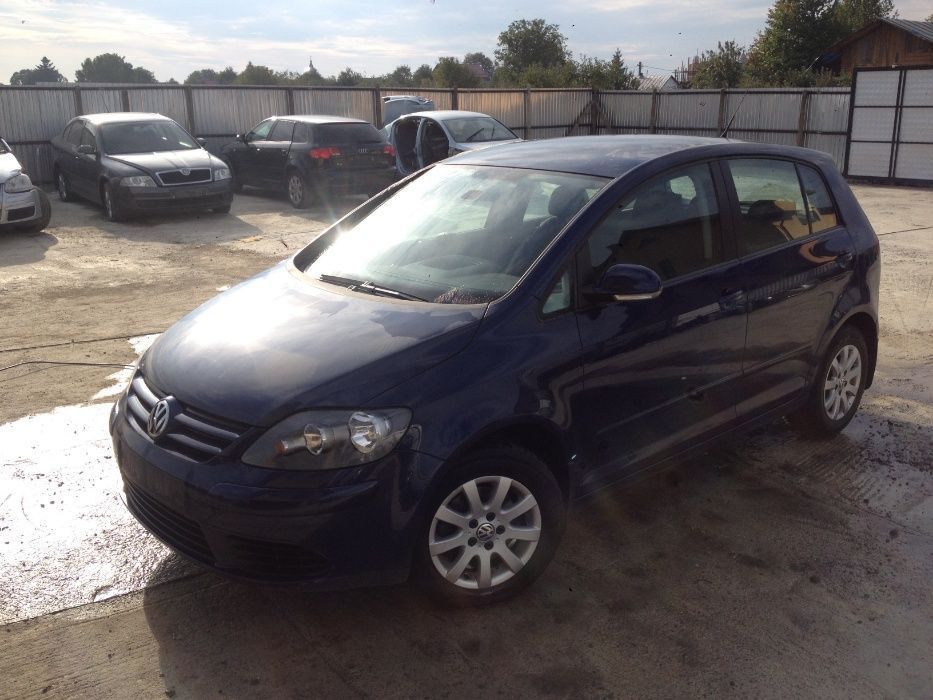 Dezmembrez / Dezmembrari / Piese Volkswagen Golf plus