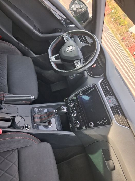 SKODA Octavia VRS  245cp