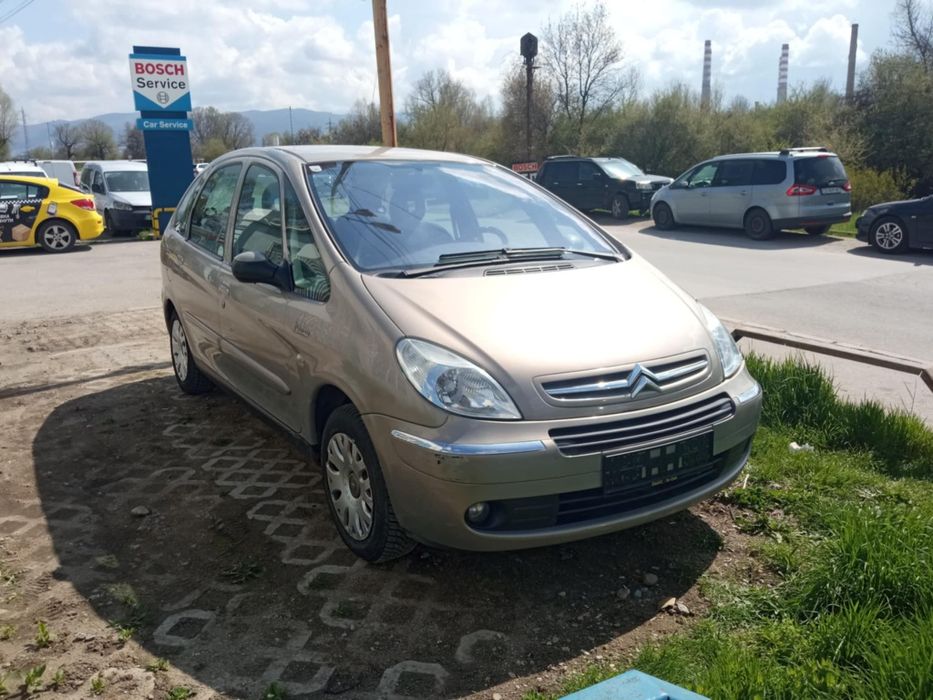 продавам цял или на части ситроен Ксара Пикасо 1.6 hdi