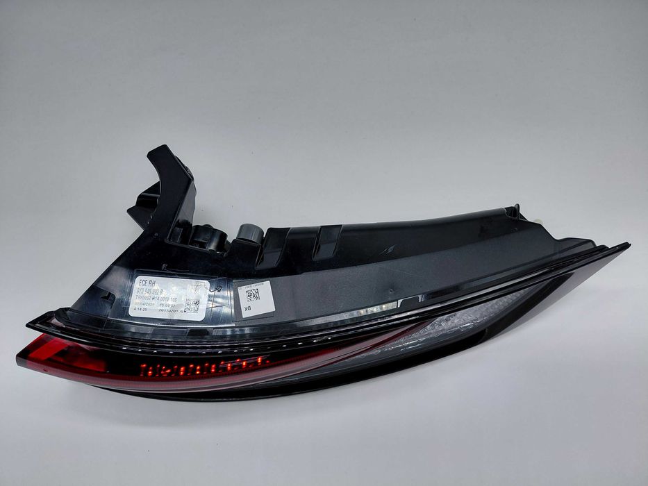 9Y0945092R Нов Десен Стоп Porsche Cayenne 9Y Европа