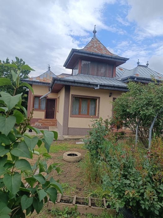 Schimb sau vânzare casă și teren în sat Poieni ,la 11 km de Motel Bucium