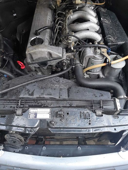 Mercedes Benz W124
