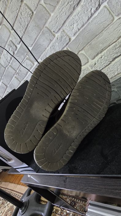 Оригинальные кроссы Clarks