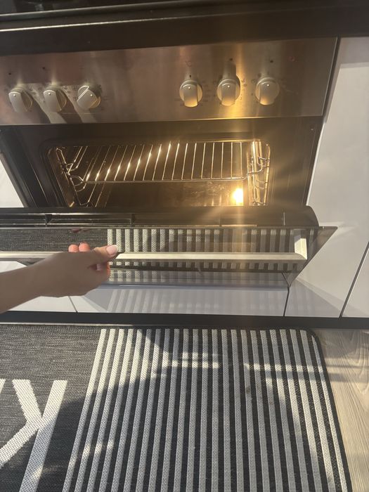 Cuptor electric cu plita electrica whirlpool