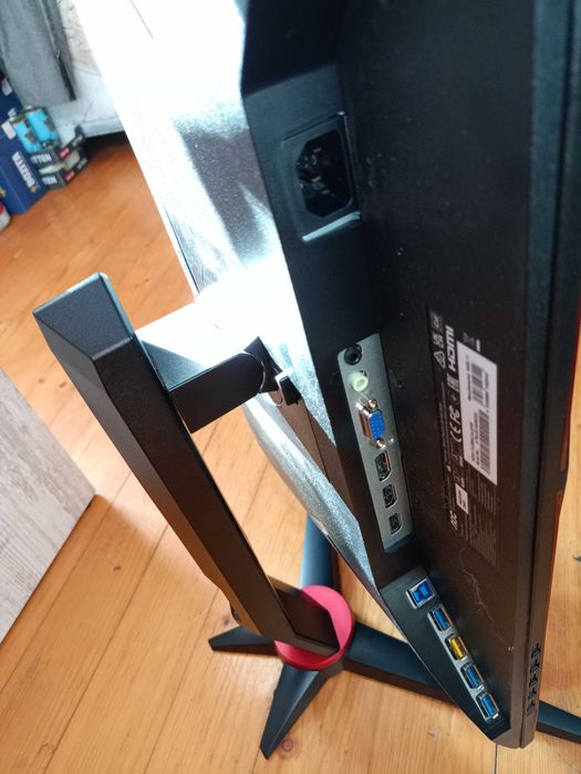 Монитор AOC 24G2U, 144hz, аос, 1080p