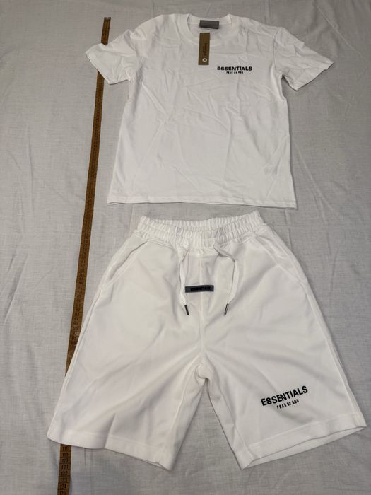 Compleu Essentials Fear Of God