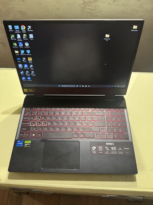 Ноутбку Acer Nitro5