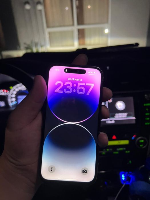 Продам iphone 14 pro