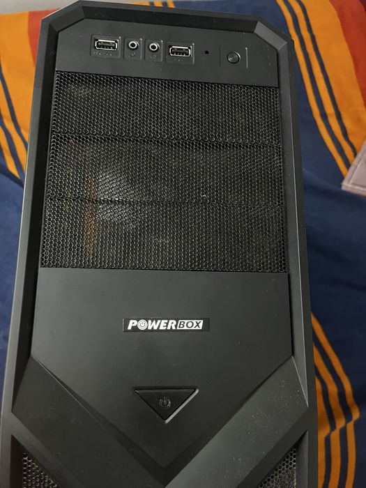 Продавам Офис или Гейминг Pc