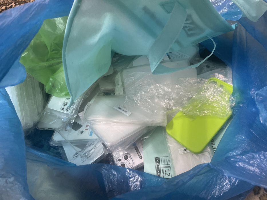 Продам чехол для айфон новыйй