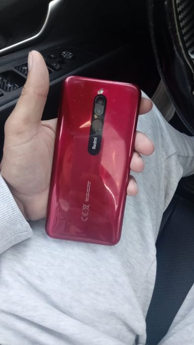 Продаю редми 8 с 32гб
