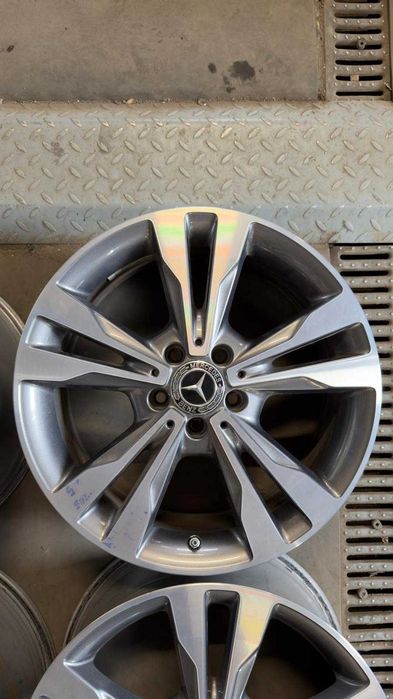 Jante Mercedes C class w205 c205 A class B class Gla Cla