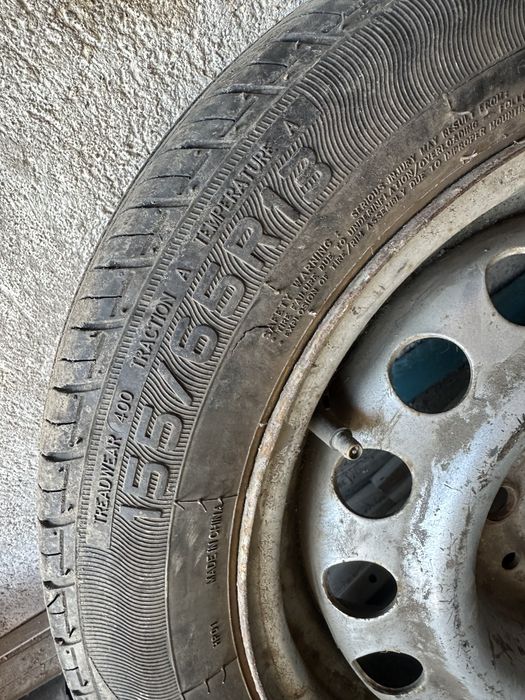 Продам колеса вместе с дисками 50000