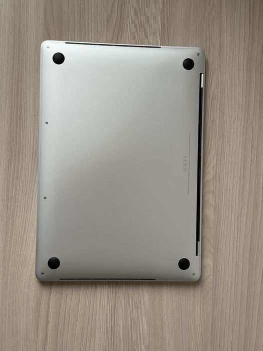 MacBook Pro 13” / Core i5 / 8GB / SSD / Отличное состояние