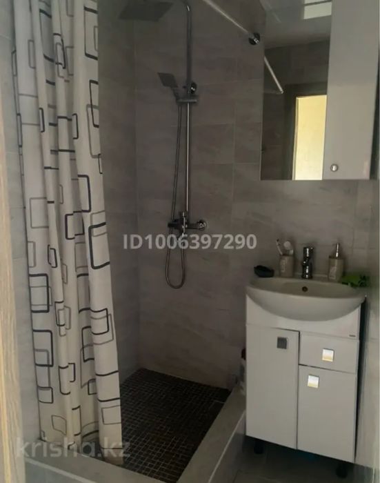 Продам квартиру район Строитель