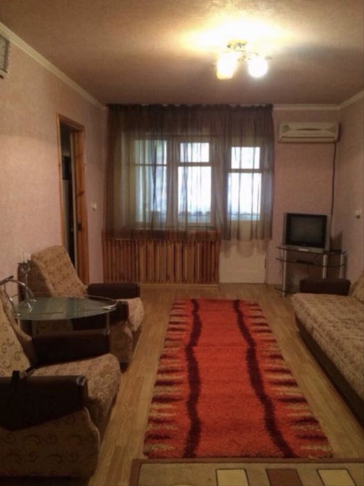 Цум метро космонавтов 2х комнатная