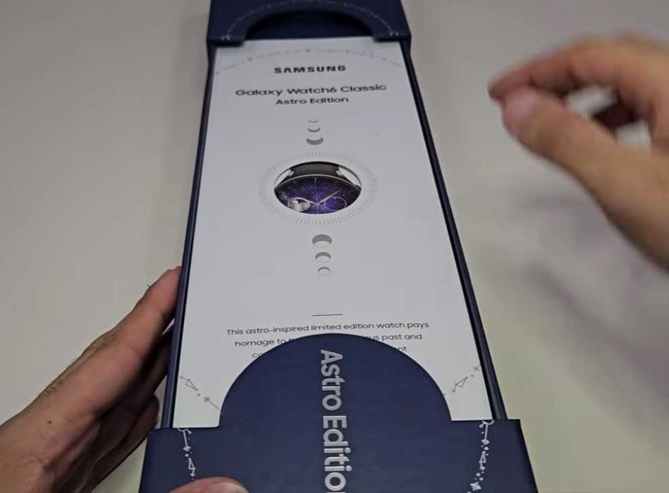 Samsung Galaxy Watch6 Classic Astro Edition