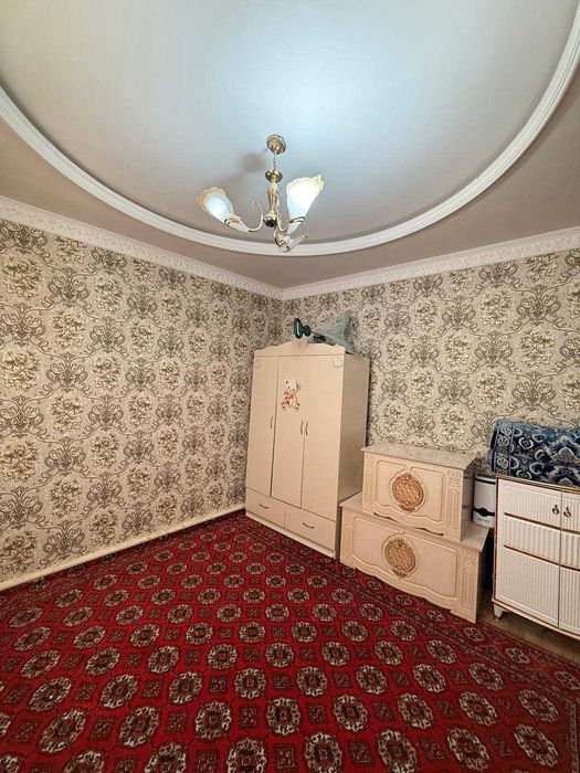 Чилонзор. Думбрободда 4 соту, 6 та хона, фасад 20/20 метр