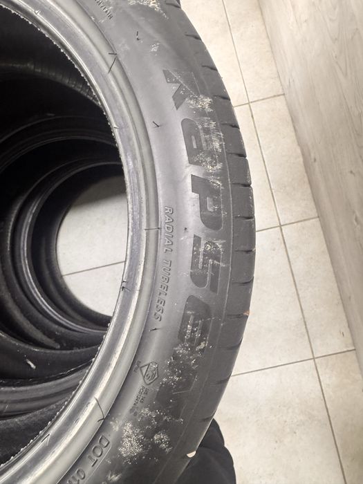 Продам резину р17 идеальная