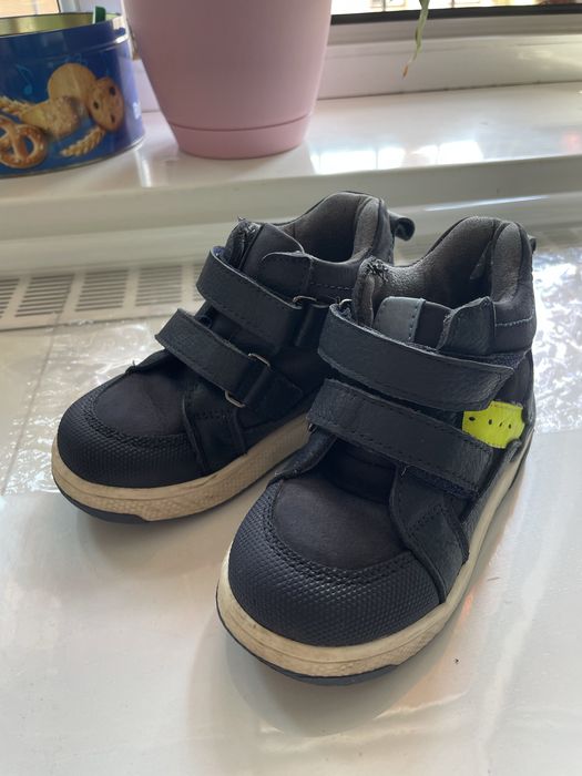 Для девочек сапоги 24