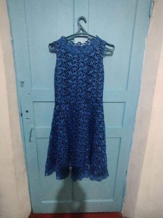 Платье б/ у хорошее состояние