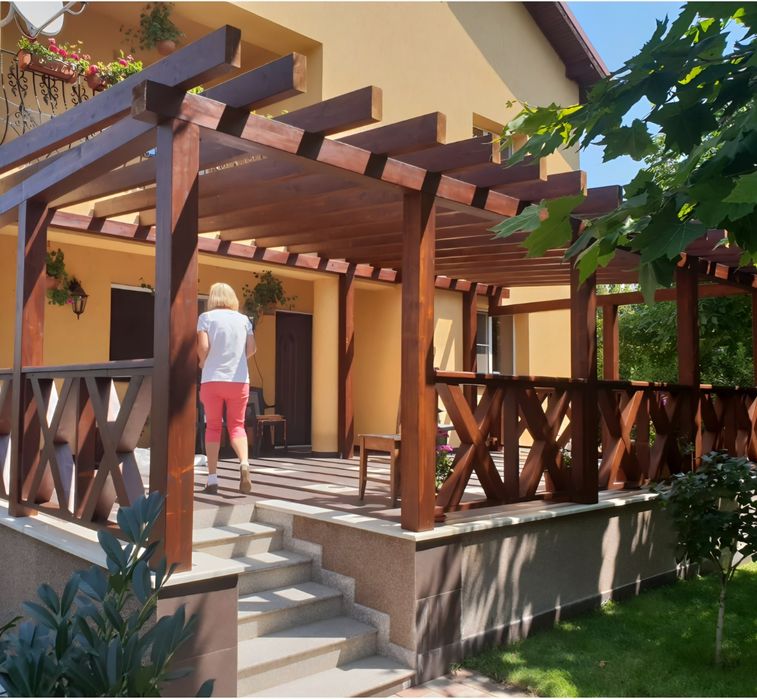 Firmă autorizată meseriași profesioniști în acoperișuri Dulgherie