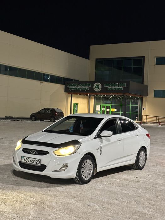 Продам Акцент 2014