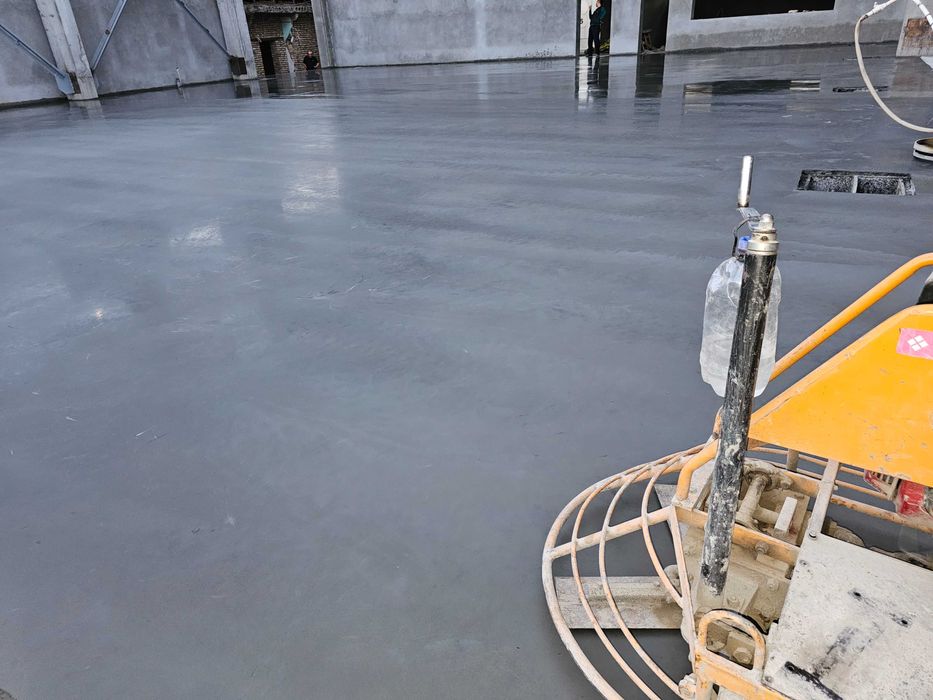 Топпинг лак пропитка для стяжки упрочнитель топинг корунд для бетона