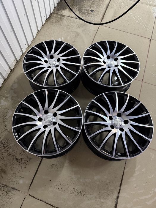 Комплект диаков R18. Состояние новых