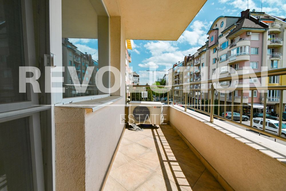 Дава се под наем Тристаен апартамент в София, Младост 2 - 100 кв.м за 750 € - Снимка #12