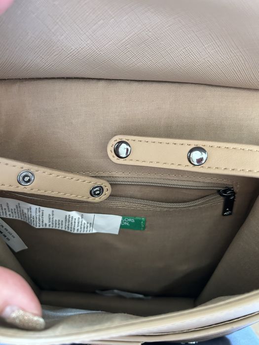 Бежова Раница Benetton